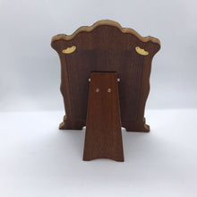 Load image into Gallery viewer, Gothic Arched Silver Photograph Frame