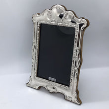 Load image into Gallery viewer, Gothic Arched Silver Photograph Frame