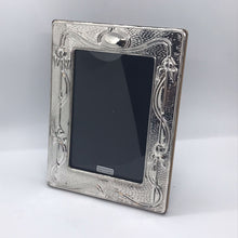 Load image into Gallery viewer, Art Nouveau Style Photograph Frame With Stylised Lillies