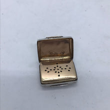 Load image into Gallery viewer, George IV Silver Vinaigrette John Bettridge 1824