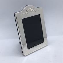 Load image into Gallery viewer, Hallmarked Solid Silver Photograph Frame Arched Top With Bow Design - Vertical