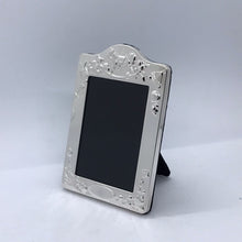 Load image into Gallery viewer, Hallmarked Solid Silver Photograph Frame With Toy Design And Arched Top