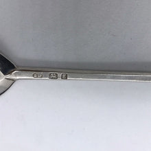 Load image into Gallery viewer, Boxed Set Of Silver Collectors Spoons With Lion Finials William Suckling 1940