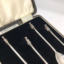 Load image into Gallery viewer, Boxed Set Of Silver Collectors Spoons With Lion Finials William Suckling 1940