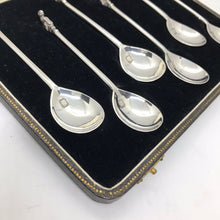 Load image into Gallery viewer, Boxed Set Of Silver Collectors Spoons With Lion Finials William Suckling 1940