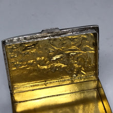 Load image into Gallery viewer, Novelty Silver Box With Embossed Hunting Scene