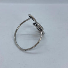 Load image into Gallery viewer, Victorian Silver Napkin Ring Twisted Knot Import Marks London 1895