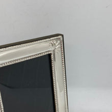 Load image into Gallery viewer, Silver Photograph Frame With Shell Detail