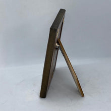 Load image into Gallery viewer, Silver Photograph Frame With Shell Detail