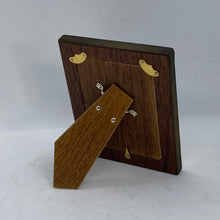 Load image into Gallery viewer, Silver Photograph Frame With Shell Detail