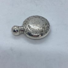 Load image into Gallery viewer, Hallmarked Silver Scent Bottle Chester 1905 in Original Case