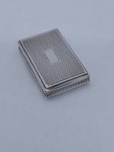 Load image into Gallery viewer, Early Victorian Silver Snuff Box Birmingham 1840