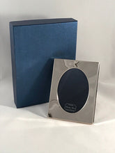 Load image into Gallery viewer, Hallmarked Solid Silver Photograph Frame - Oval