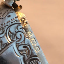 Load image into Gallery viewer, Silver Vesta With Shield Shaped Cartouche Birmingham 1900