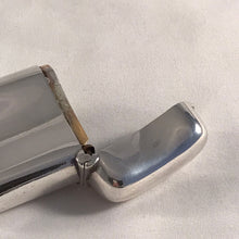 Load image into Gallery viewer, Novelty Edwardian Silver Vesta With Applied Cast Frog Model Chester 1903