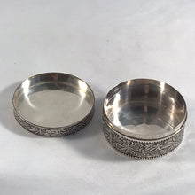 Load image into Gallery viewer, Modern Round Silver Box Birmingham 1971