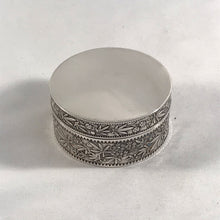 Load image into Gallery viewer, Modern Round Silver Box Birmingham 1971