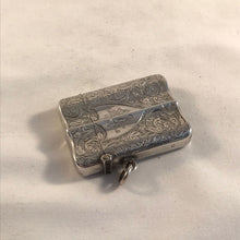 Load image into Gallery viewer, Shaped Silver Vesta With Shield Shaped Cartouche Deakin & Francis Birmingham 1895