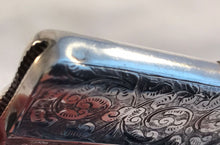 Load image into Gallery viewer, Shaped Silver Vesta With Shield Shaped Cartouche Deakin & Francis Birmingham 1895