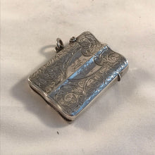 Load image into Gallery viewer, Shaped Silver Vesta With Shield Shaped Cartouche Deakin & Francis Birmingham 1895