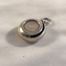 Load image into Gallery viewer, Unusual Edwardian Side Loading Silver Sovereign Case Birmingham 1901