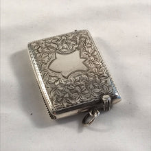 Load image into Gallery viewer, Double Compartment Edwardian Silver Vesta Birmingham 1908