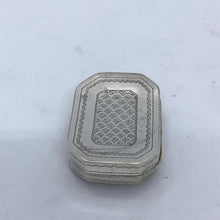 Load image into Gallery viewer, Early George III Silver Curved Vinaigrette Birmingham 1787