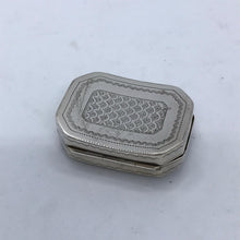 Load image into Gallery viewer, Early George III Silver Curved Vinaigrette Birmingham 1787