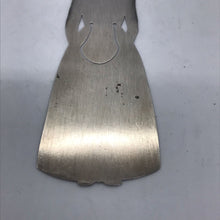 Load image into Gallery viewer, Hallmarked Solid Sterling Silver Novelty Bookmark Queen Elizabeth I