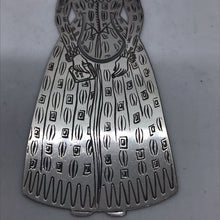 Load image into Gallery viewer, Hallmarked Solid Sterling Silver Novelty Bookmark Queen Elizabeth I