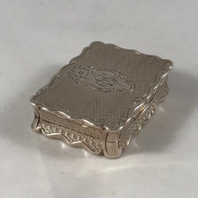Load image into Gallery viewer, Hallmarked Silver Vinaigrette George Unite Birmingham 1875