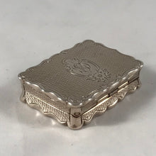 Load image into Gallery viewer, Hallmarked Silver Vinaigrette George Unite Birmingham 1875