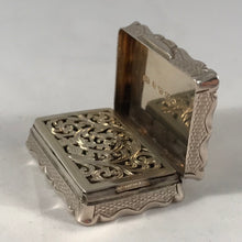 Load image into Gallery viewer, Hallmarked Silver Vinaigrette George Unite Birmingham 1875