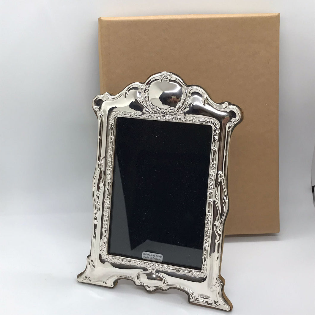 Gothic Arched Silver Photograph Frame