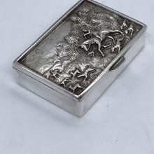 Load image into Gallery viewer, Novelty Silver Box With Embossed Hunting Scene
