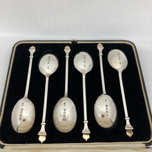 Load image into Gallery viewer, Boxed Set Of Silver Collectors Spoons With Crown Finials And George V Silver Jubilee Hallmark
