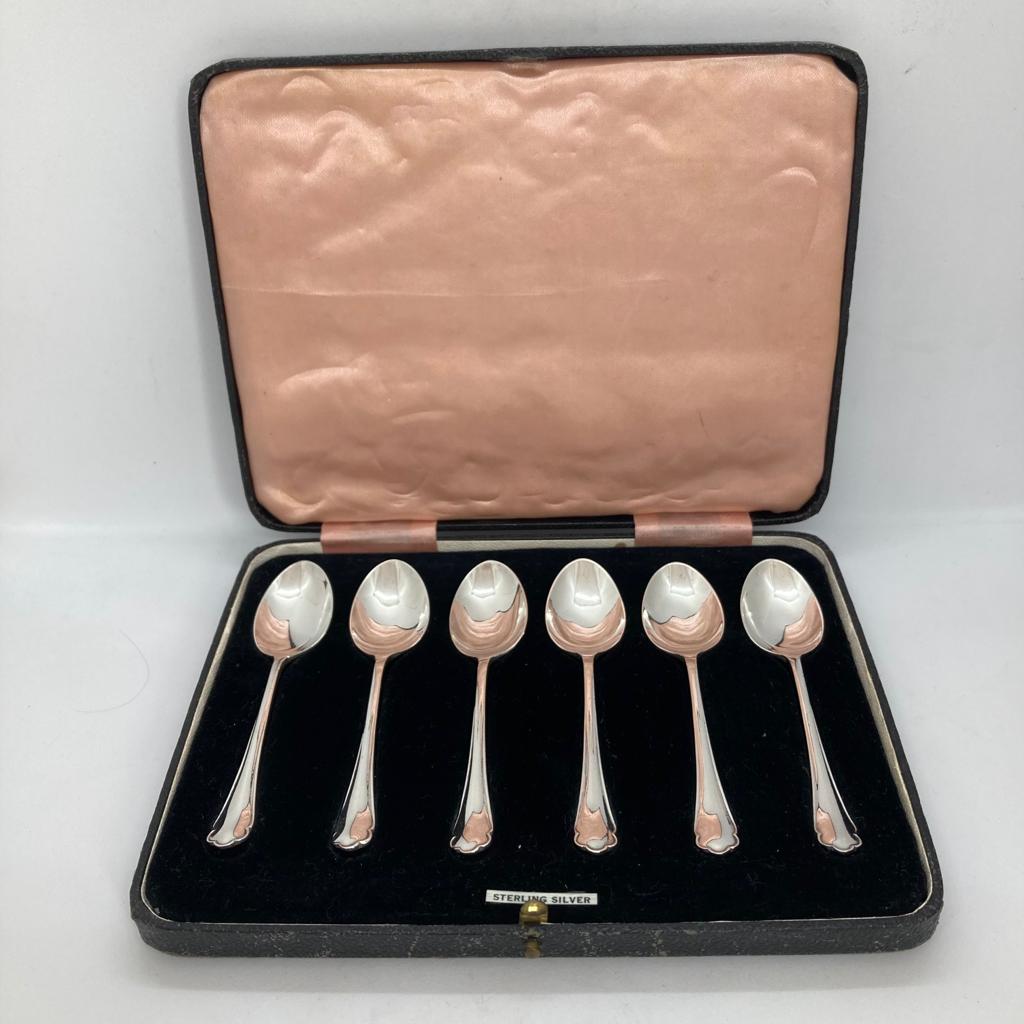 Set Of Six Silver Teaspoons With Shaped Handles Sheffield 1946