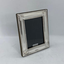 Load image into Gallery viewer, Silver Photograph Frame With Shell Detail
