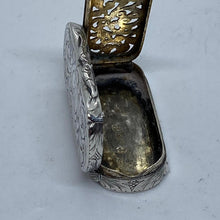 Load image into Gallery viewer, Silver Vinaigrette David Pettifer Birmingham 1851
