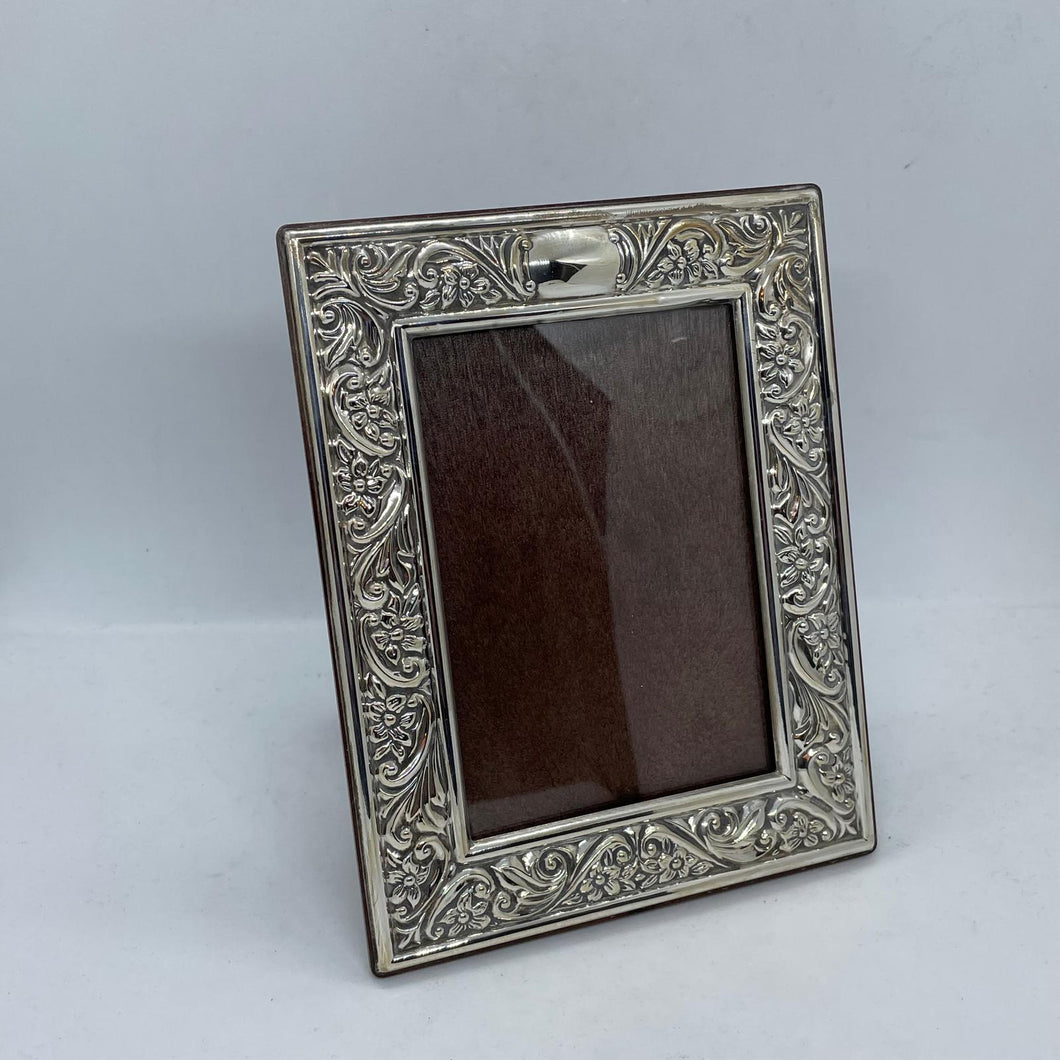 Hallmarked Silver Floral Photograph Frame Sheffield 1996