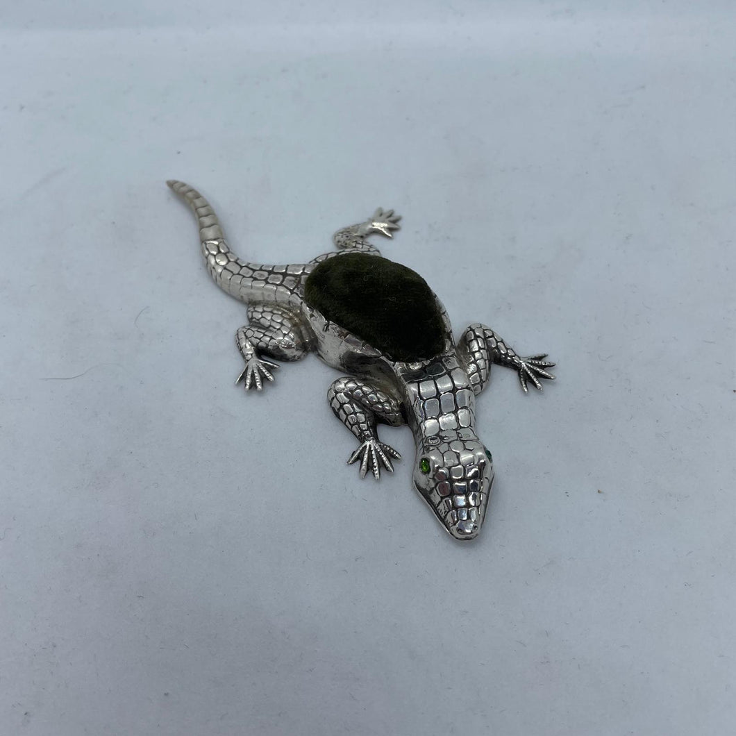 Hallmarked Solid Silver Alligator Pin Cushion Crisford & Norris 1925