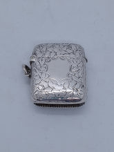 Load image into Gallery viewer, Victorian Silver Vesta  Cartouche Birmingham 1895
