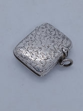 Load image into Gallery viewer, Victorian Silver Vesta  Cartouche Birmingham 1895
