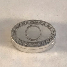 Load image into Gallery viewer, George III Silver Vinaigrette Thomas Willmore 1798
