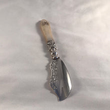 Load image into Gallery viewer, Silver And Mother Of Pearl Butter Spreader George Unite 1879
