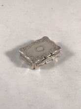 Load image into Gallery viewer, Silver Vinaigrette Edward Smith 1845
