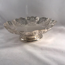 Load image into Gallery viewer, Viners Silver Scallop Shaped Dessert Stand Or Tazza

