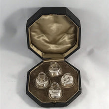 Load image into Gallery viewer, Boxed Set Of Six Silver Horseshoe Menu Holders Levi &amp; Salaman 1911
