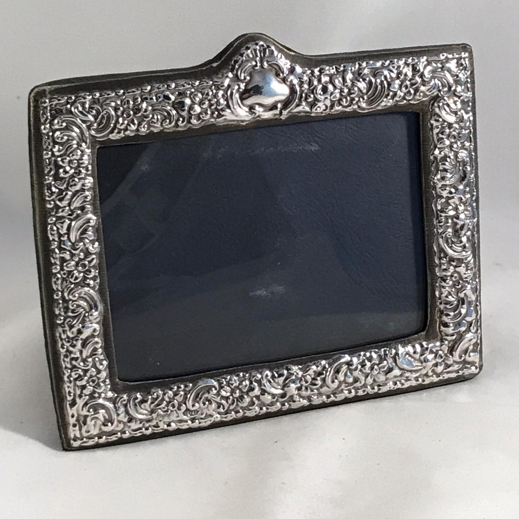 Ornate Silver Photograph Frame Britannia Silver 1986 - Landscape