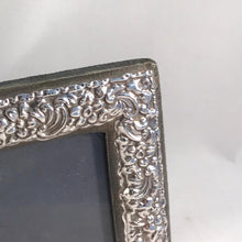 Load image into Gallery viewer, Ornate Silver Photograph Frame Britannia Silver 1986 - Landscape
